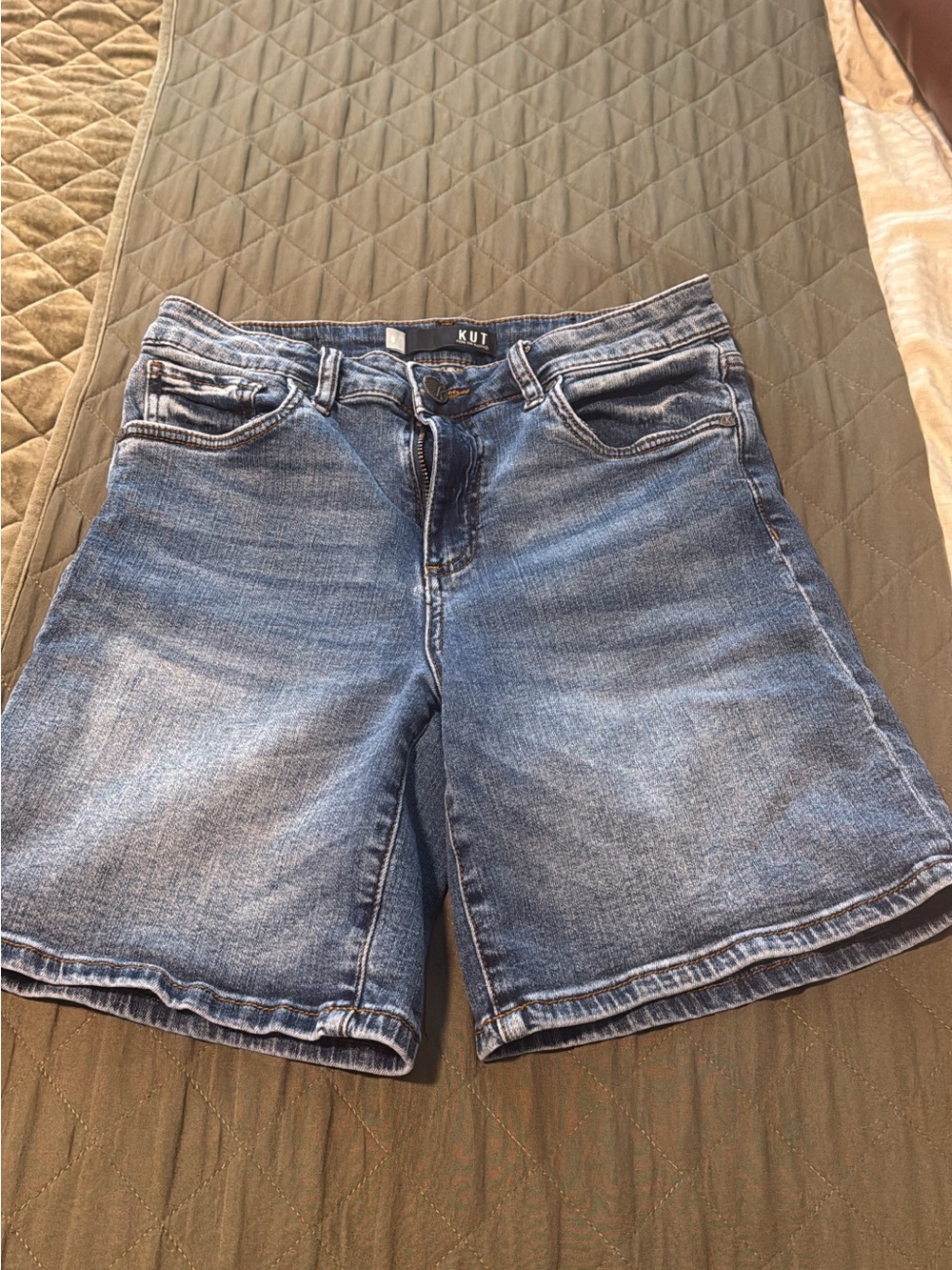 KUT From the Kloth Blue Denim Chloe Boyfriend Shorts